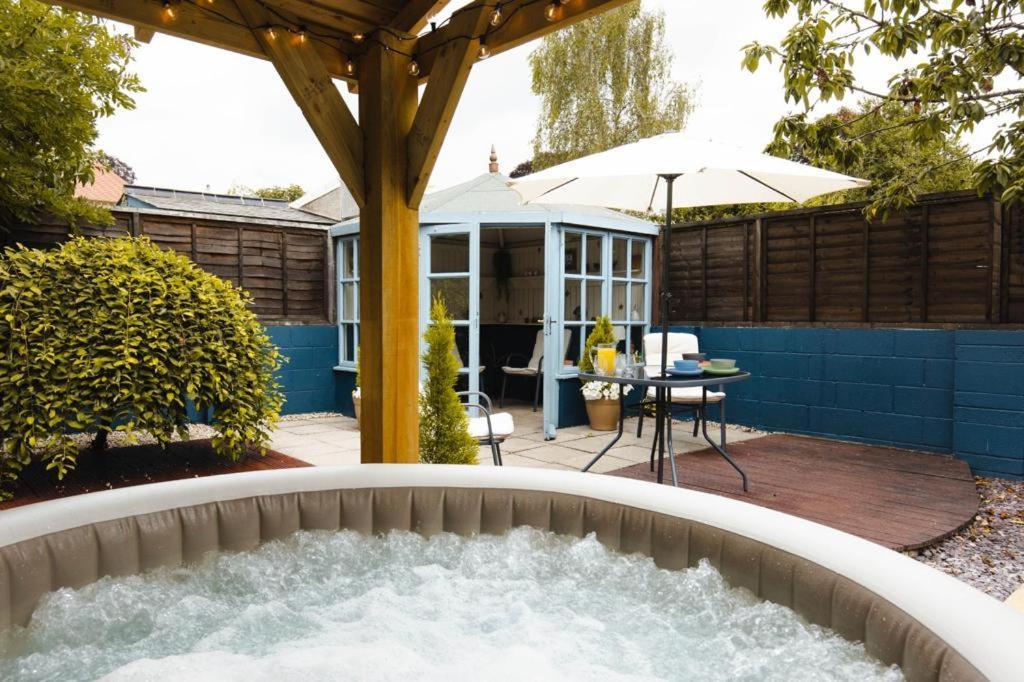 Beval Cottage 애버게이브니 외부 사진